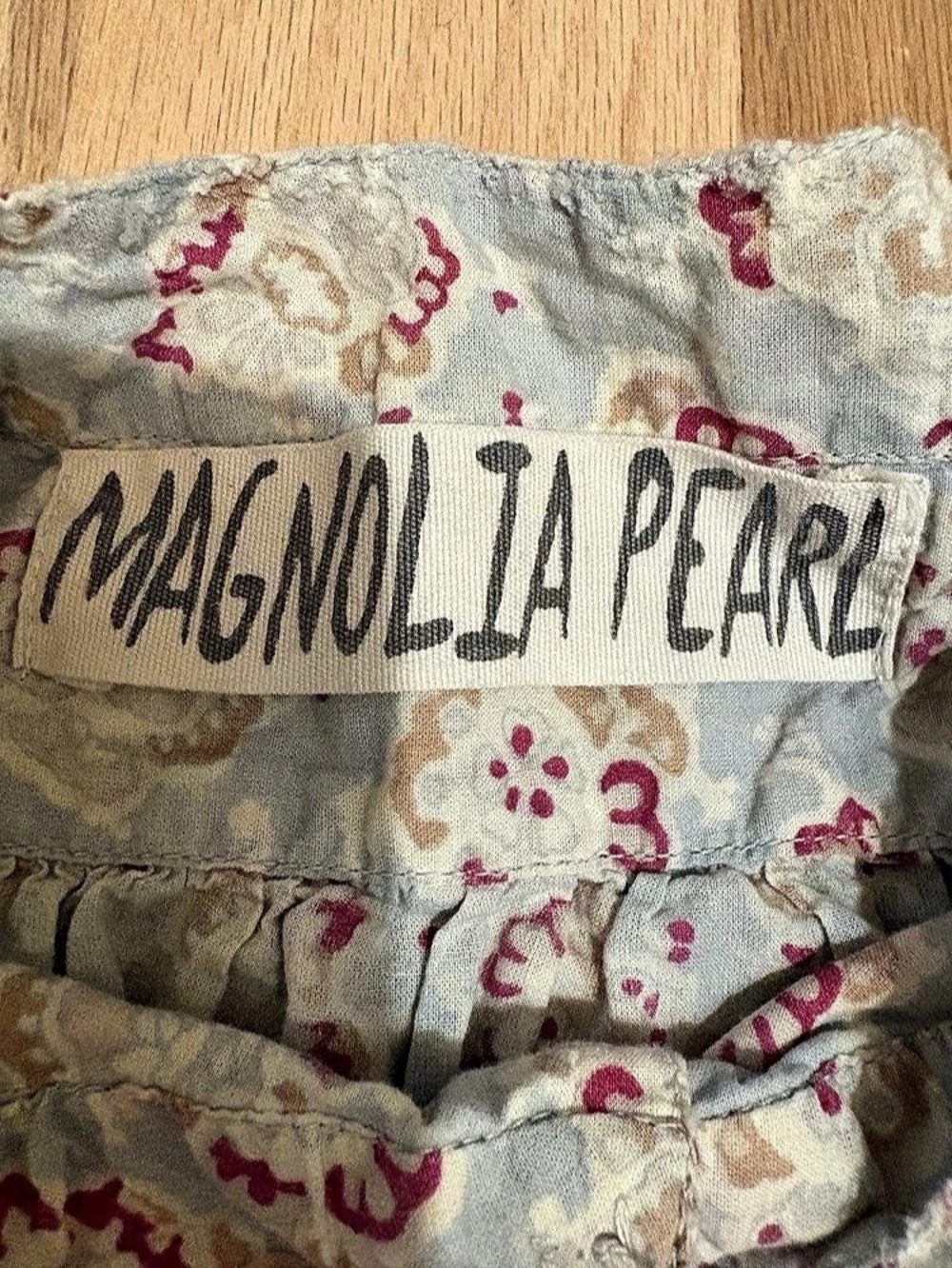 Vintage Magnolia Pearl Floral Button Front Dress in Blue & Pink - Picture 4 of 7